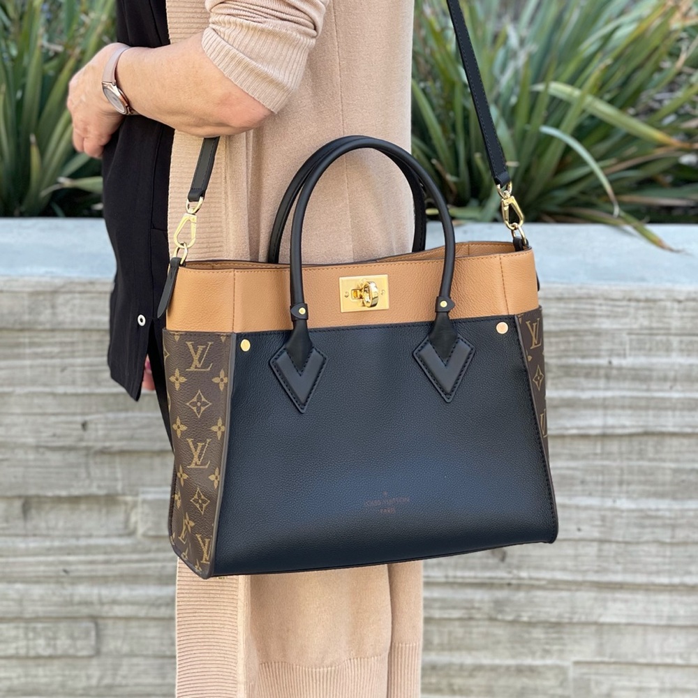 Louis Vuitton Onmyside Shoulder Bag - Picture 11 of 12